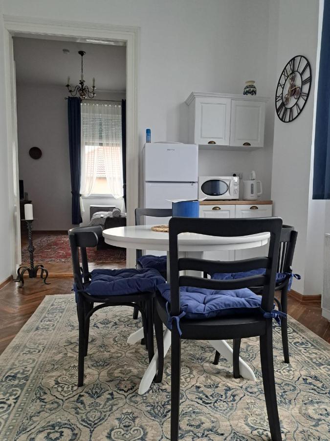 Weisz Apartment-City Center-Free Private Parking,Wifi,Ac Carei Ngoại thất bức ảnh